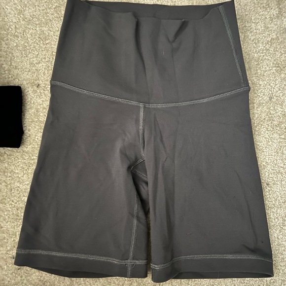 Brand New 2XS TNA Biker shorts - Picture 2 of 3